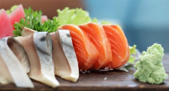Laikydamiesi japoniškos dietos, galite valgyti žuvį, bet be druskos